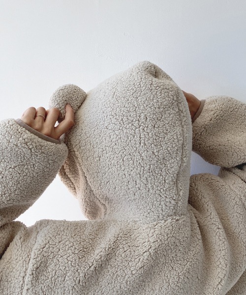 AS KNOW AS plus（アズノゥアズプラス）の「☆ボアっとフーディブルゾン / ボアっとフーディくま耳ブルゾン / ボアっとフーディねこ耳ブルゾン（ブルゾン・レディース・アイボリー/ブラック/モカ/グレイッシュベージュ/ベージュ系/アイボリー系/ブラック系その他・FREE）」の13枚目の写真