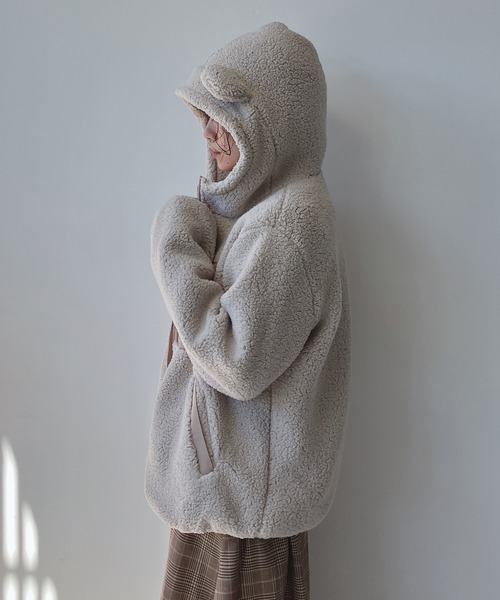 AS KNOW AS plus（アズノゥアズプラス）の「☆ボアっとフーディブルゾン / ボアっとフーディくま耳ブルゾン / ボアっとフーディねこ耳ブルゾン（ブルゾン・レディース・アイボリー/ブラック/モカ/グレイッシュベージュ/ベージュ系/アイボリー系/ブラック系その他・FREE）」の18枚目の写真