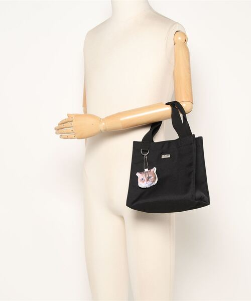 PAUL & JOE ACCESSOIRES（ポールアンドジョーアクセソワ）の「ランチトート＜ワッペン＞/PAUL & JOE ACCESSOIRES（トートバッグ・レディース・ブラック・FREE）」の11枚目の写真