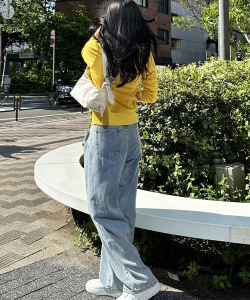 Silly（シリー）の「【韓国コーデに◎】9 color Vネックカーディガン（カーディガン/ボレロ・レディース・ブラウン/グリーン/ブラック/ライトブルー/ベージュ/グレー/ライトグリーン/ピンク/イエロー・FREE）」の12枚目の写真