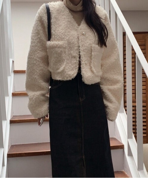 ショートボアコート