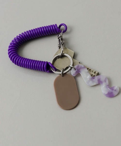 SMELLY（スメリー）の「コイルチェーンキーホルダー（キーホルダー・レディース・グリーン/ブルー/イエロー/ピンク/オレンジ/レッド/パープル/ライトブルー・-）」の10枚目の写真