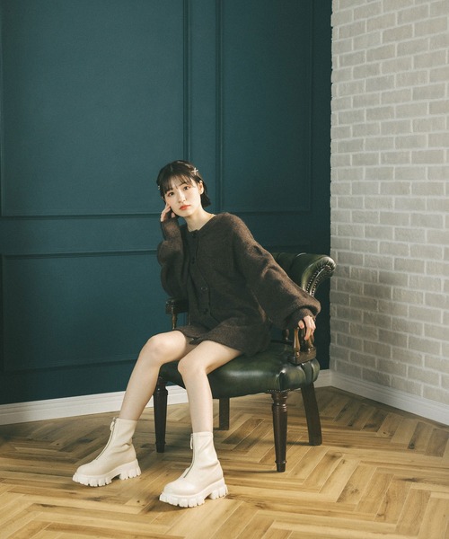 MIEL CRISHUNANT（ミエルクリシュナ）の「前後2WAYロングニットカーディガン（ニット/セーター・レディース・アイボリー/ダークブラウン/ブラック・FREE）」の5枚目の写真