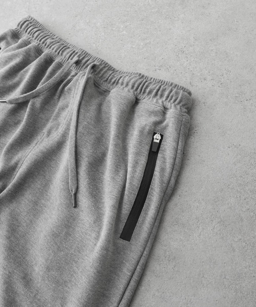ZIP FIVE（ジップファイブ）の「【ZIP FIVE】 ポンチ 切替 テーパード スウェット イージーケア ジョガーパンツ（スウェットパンツ・メンズ・カーキ/グレー/ネイビー/ブラック/チャコール・LARGE/SMALL/MEDIUM/X-LARGE）」の20枚目の写真
