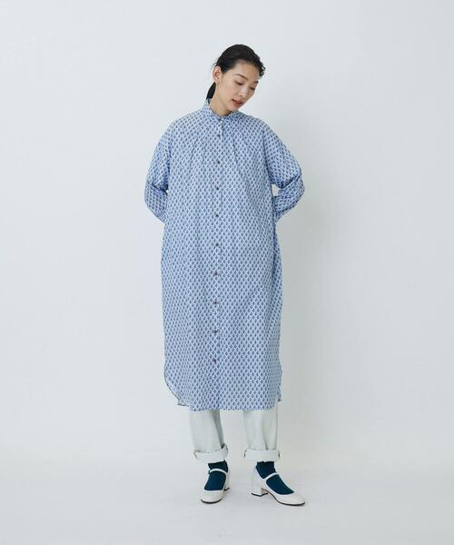 LOISIR（ロワズィール）の「リバティプリントシャツワンピース