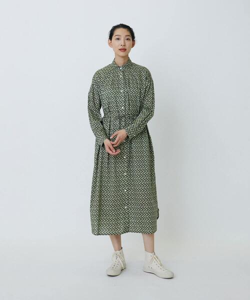 LOISIR（ロワズィール）の「リバティプリントシャツワンピース