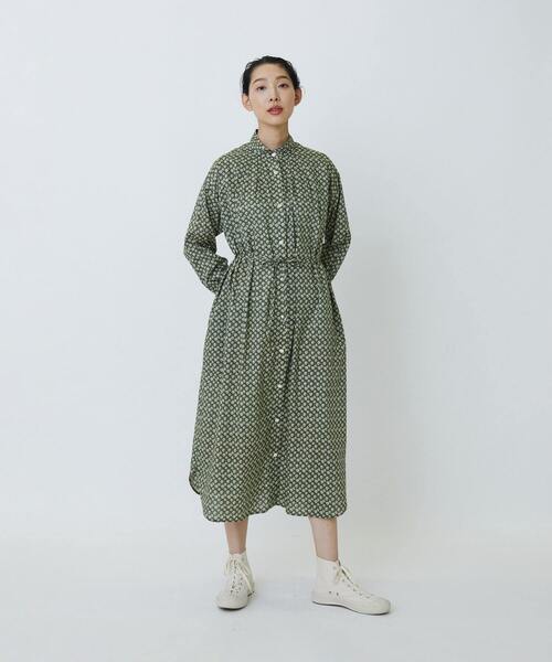 LOISIR（ロワズィール）の「リバティプリントシャツワンピース