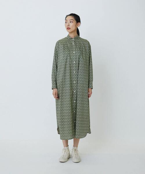 LOISIR（ロワズィール）の「リバティプリントシャツワンピース