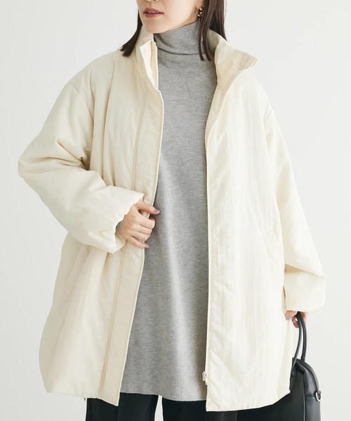 Green Parks(グリーンパークス)の「中わたスタンドカラーミドル丈ブルゾン(ブルゾン・レディース・オリーブ/アイボリー/ベージュ・FREE)」の2枚目の写真