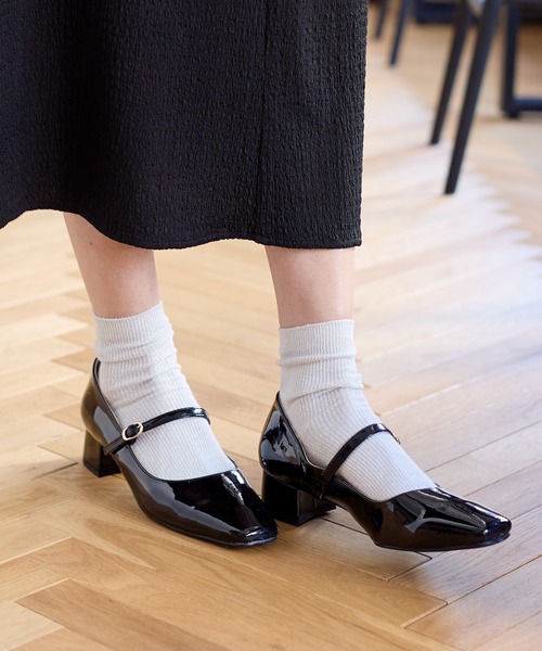 GLOBAL WORK（グローバルワーク）の「らくっションストラップヒールパンプス/992064（パンプス・レディース・ベージュ系その他2/ブラック/ブラック系9・MEDIUM/LARGE）」の22枚目の写真