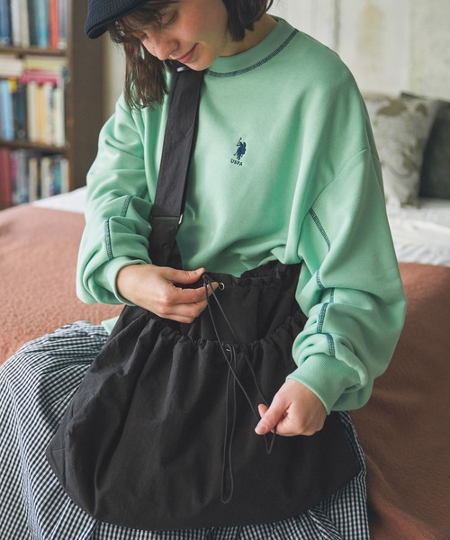 MONO-MART LADY'S（モノマートレディース）の「ナイロンドロストポケットビッグショルダーバッグ（ショルダーバッグ・レディース・カーキ/ブラック/アイボリー/シルバー/グレー/ブルー・FREE）」の16枚目の写真