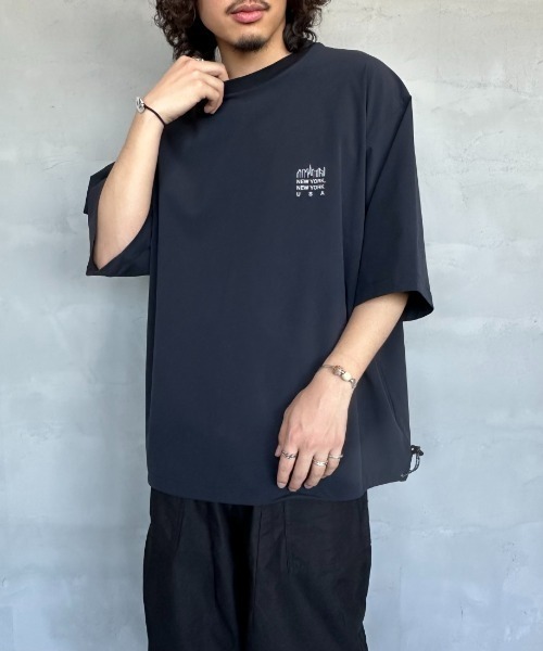 Manhattan Portage（マンハッタンポーテージ）の「[MANHATTAN PORTAGE/マンハッタンポーテージ] 別注 4WAYストレッチナイロン バックプリントTシャツ（Tシャツ/カットソー・レディース・ブラック/ライトグレー/ネイビー・M/L/XL）」の18枚目の写真