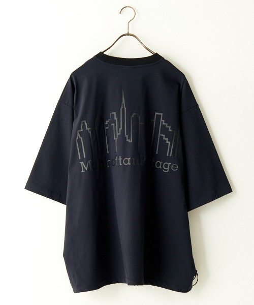 Manhattan Portage（マンハッタンポーテージ）の「[MANHATTAN PORTAGE/マンハッタンポーテージ] 別注 4WAYストレッチナイロン バックプリントTシャツ（Tシャツ/カットソー・レディース・ブラック/ライトグレー/ネイビー・M/L/XL）」の5枚目の写真