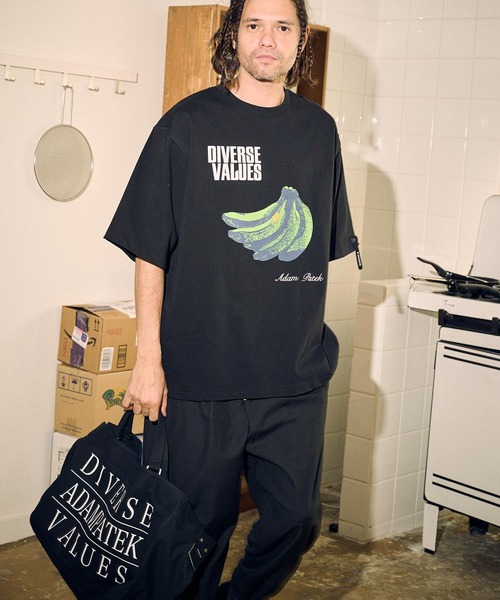 ADAM PATEK（アダムパテック）の「ADAMPATEK/news paper bag/ニュースペーパーバッグ（ショルダーバッグ・メンズ・ブラック/ホワイト・FREE）」の6枚目の写真
