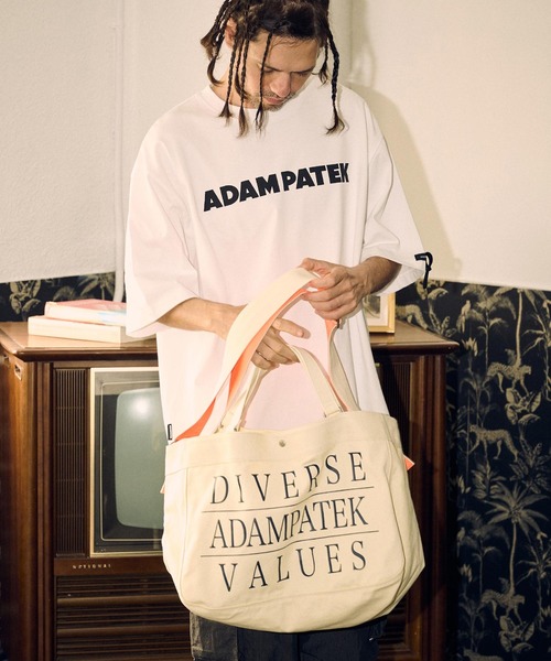 ADAM PATEK（アダムパテック）の「ADAMPATEK/news paper bag/ニュースペーパーバッグ（ショルダーバッグ・メンズ・ブラック/ホワイト・FREE）」の10枚目の写真