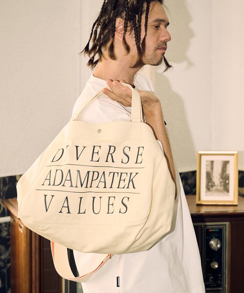 ADAM PATEK（アダムパテック）の「ADAMPATEK/news paper bag/ニュースペーパーバッグ（ショルダーバッグ・メンズ・ブラック/ホワイト・FREE）」の12枚目の写真