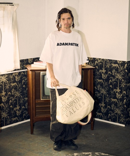 ADAM PATEK（アダムパテック）の「ADAMPATEK/news paper bag/ニュースペーパーバッグ（ショルダーバッグ・メンズ・ブラック/ホワイト・FREE）」の15枚目の写真