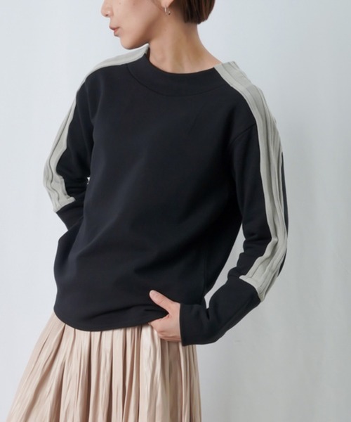 LUCA/LADY LUCK LUCA（ルカ/レディラックルカ）の「LC/LLL 裏毛ラインプルオーバー / 配色リブデザインモックネックプルオーバー（Tシャツ/カットソー・レディース・ライトベージュ/グレー/ブラック・FREE）」の10枚目の写真