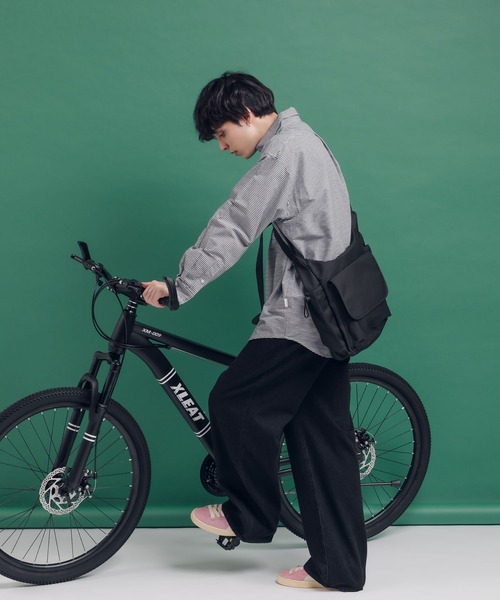 MUHET(ミュエータ)の「アソートレギュラーカラーシャツ(シャツ/ブラウス・レディース・イエロー/ブラウン/ブラック/オフホワイト/ブルー・MEDIUM/LARGE/SMALL)」の19枚目の写真
