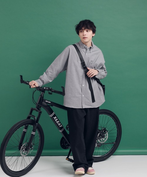 MUHET(ミュエータ)の「アソートレギュラーカラーシャツ(シャツ/ブラウス・レディース・イエロー/ブラウン/ブラック/オフホワイト/ブルー・MEDIUM/LARGE/SMALL)」の17枚目の写真