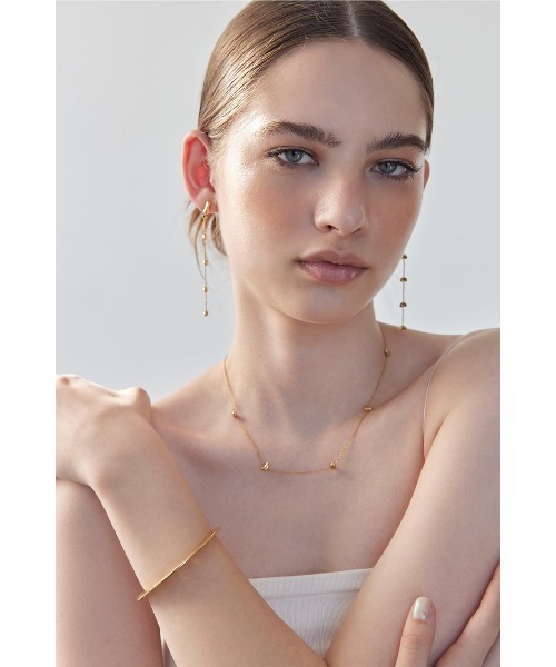 ALEXIA STAM（アリシアスタン）の「Bean Earrings / [316Lステンレス]ビーンピアス（ネックレス・レディース・ゴールド・FREE）」の6枚目の写真