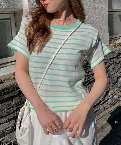 SHEPP(シープ)の「カラフルボーダー Tシャツ(Tシャツ/カットソー・レディース・ブラック/ベージュ/グリーン/レッド/ブルー・S)」の3枚目の写真