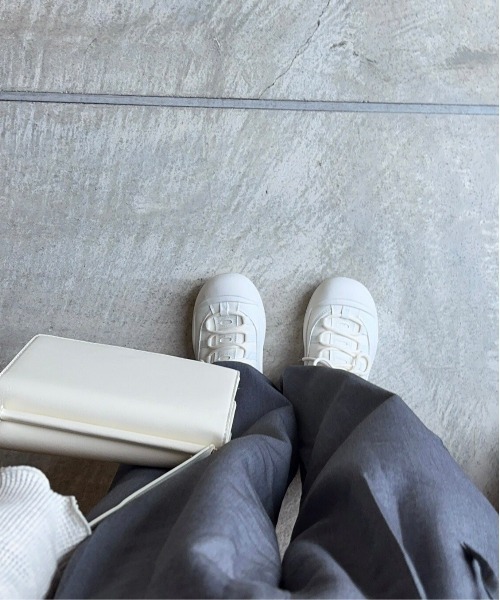 t a r o s u（タロス）の「simple round sneaker/シンプルラウンドスニーカー（スニーカー・レディース・ブラック/ホワイト・23.0cm/24.0cm/23.5㎝）」の16枚目の写真