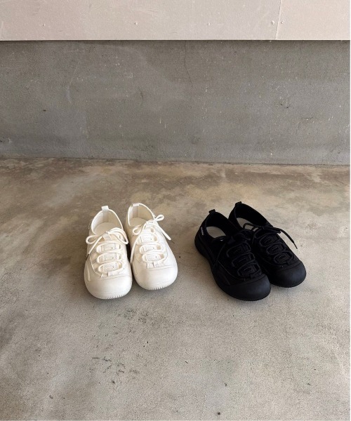 t a r o s u（タロス）の「simple round sneaker/シンプルラウンドスニーカー（スニーカー・レディース・ブラック/ホワイト・23.0cm/24.0cm/23.5㎝）」の20枚目の写真