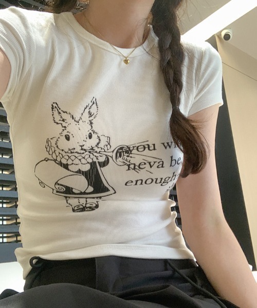 Vipoa(ヴィポア)の「RETRO RABBIT CROP TEE(Tシャツ/カットソー・レディース・ホワイト・FREE)」の3枚目の写真