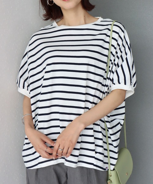 libelle more(リベル モア)の「《接触冷感/USAコットン》裾タック プルオーバー(Tシャツ/カットソー・レディース・ホワイト×ブラック/ホワイト×グリーン/ブラウン系その他/ネイビー×ホワイト/ベージュ系その他/ホワイト×ネイビー/ホワイト×ピンク・M)」の4枚目の写真