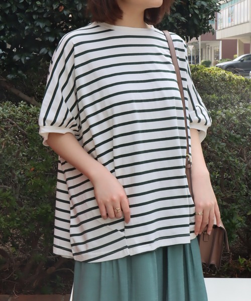 libelle more(リベル モア)の「《接触冷感/USAコットン》裾タック プルオーバー(Tシャツ/カットソー・レディース・ホワイト×ブラック/ホワイト×グリーン/ブラウン系その他/ネイビー×ホワイト/ベージュ系その他/ホワイト×ネイビー/ホワイト×ピンク・M)」の14枚目の写真