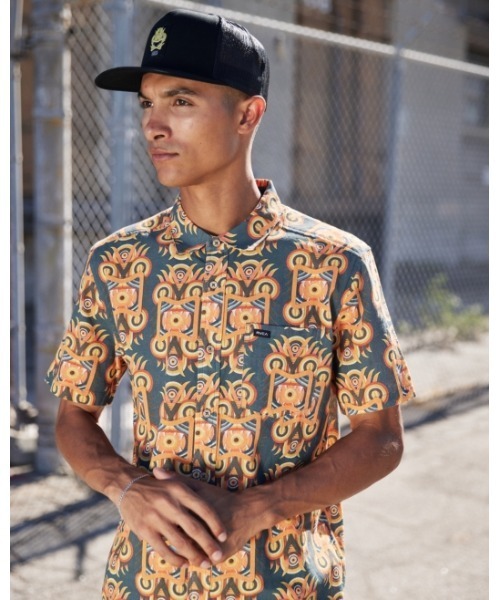 RVCA（ルーカ）の「RVCA メンズ 【ROBERTO RODRIGUEZ REDONDO】 REDONDO SS ショートスリーブシャツ 【2024年春夏モデル】/ルーカ半袖シャツ（シャツ/ブラウス・メンズ・マルチ・LARGE/MEDIUM/SMALL/X-LARGE）」の10枚目の写真
