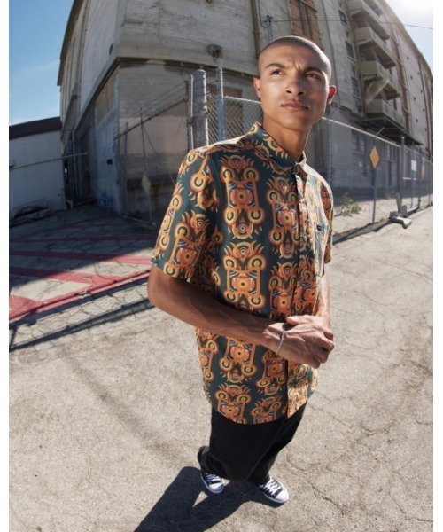 RVCA（ルーカ）の「RVCA メンズ 【ROBERTO RODRIGUEZ REDONDO】 REDONDO SS ショートスリーブシャツ 【2024年春夏モデル】/ルーカ半袖シャツ（シャツ/ブラウス・メンズ・マルチ・LARGE/MEDIUM/SMALL/X-LARGE）」の16枚目の写真