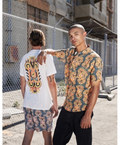 RVCA（ルーカ）の「RVCA メンズ 【ROBERTO RODRIGUEZ REDONDO】 REDONDO SS ショートスリーブシャツ 【2024年春夏モデル】/ルーカ半袖シャツ（シャツ/ブラウス・メンズ・マルチ・LARGE/MEDIUM/SMALL/X-LARGE）」の21枚目の写真