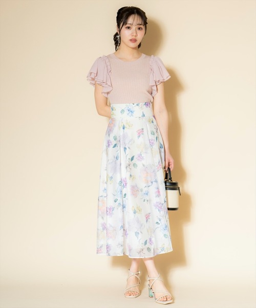 ウィルセレクション　マルチフラワーフレアスカート　白系 WILLSELECTION（ウィルセレクション）の「マルチフラワーフレア
