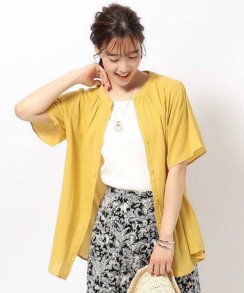 SHOO・LA・RUE（シューラルー）の「◆【洗える】ふんわり さらさら コットンシフォン 半袖ブラウス（シャツ/ブラウス・レディース・ホワイト/イエロー/オレンジ/ネイビー/ブルーグリーン・02/03/04）」の4枚目の写真