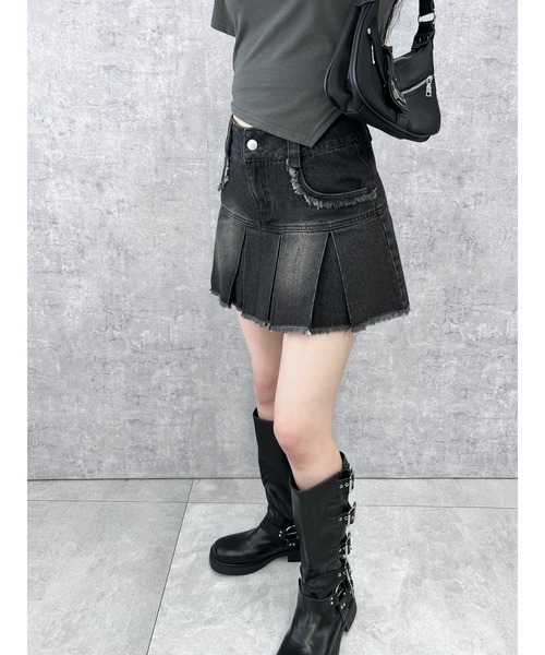 Figments（フィグメンツ）の「プリーツヘムフリンジデニムミニスカート（デニムスカート・レディース・ブラック/インディゴブルー/ブルー系その他/スカイブルー/ブラック系その他・SMALL/MEDIUM）」の9枚目の写真