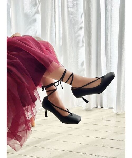 RESEXXY(リゼクシー)の「ストラップデザインパンプス(パンプス・レディース・ベージュ/ブラック・SMALL/MEDIUM/LARGE)」の19枚目の写真
