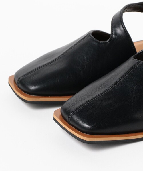 Ray BEAMS(レイビームス)の「カット アウト ミュール(サンダル・レディース・オフホワイト/ブラック・24.5cm/24.0cm/23.5cm/23.0cm/25.0cm)」の10枚目の写真