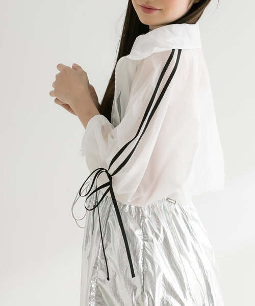 OLIVE des OLIVE（オリーブデオリーブ）の「リボンライン5分袖シアブルゾン　1041070150（ブルゾン・レディース・オフホワイト/ブラック・FREE）」の20枚目の写真