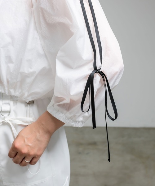 OLIVE des OLIVE（オリーブデオリーブ）の「リボンライン5分袖シアブルゾン　1041070150（ブルゾン・レディース・オフホワイト/ブラック・FREE）」の15枚目の写真