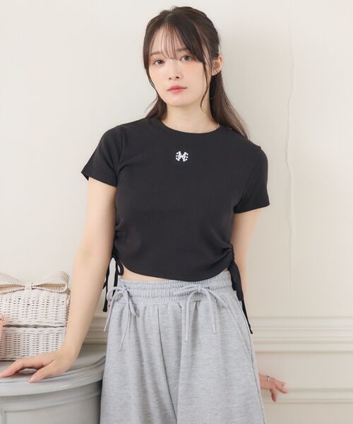 ems excite(エムズエキサイト)の「サイドオープンドロストTEE(Tシャツ/カットソー・レディース・ブラック/ピンク/オフホワイト/ブルー・FREE)」の8枚目の写真