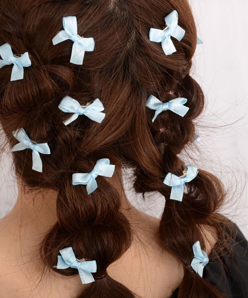 VIBGYOR Women(ヴィブジョー ウィメン)の「【float】ミニリボン ミニヘアクリップ【16個セット/6色展開/イベント/発表会/ヘアアレンジ】(バレッタ/ヘアクリップ・レディース・パープル/ホワイト/ブラック/レッド/ブルー/アイボリー・FREE)」の21枚目の写真