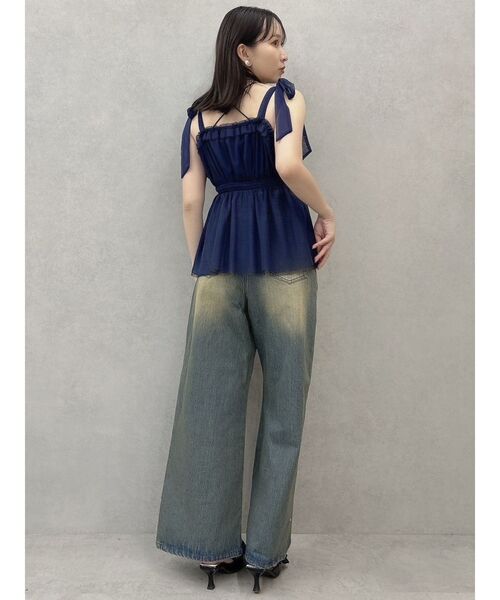 dazzlin（ダズリン）の「ショルダーリボンチュールペプラムビスチェ（タンクトップ・レディース・レッド/グレー/アイボリー/ネイビー・FREE）」の16枚目の写真