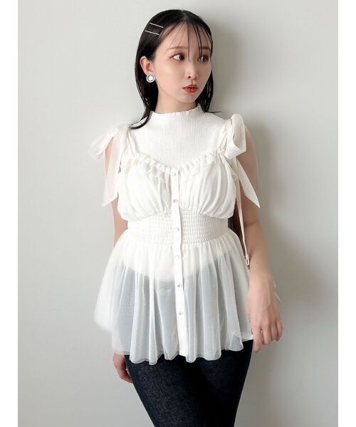 dazzlin（ダズリン）の「ショルダーリボンチュールペプラムビスチェ（タンクトップ・レディース・レッド/グレー/アイボリー/ネイビー・FREE）」の21枚目の写真