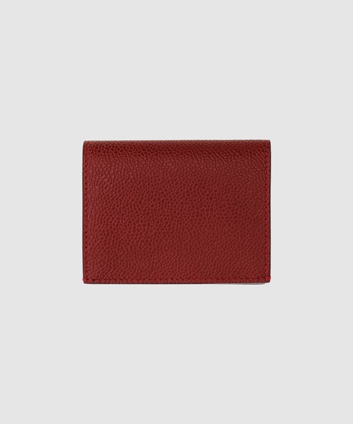 THOM BROWNE(トムブラウン)の「DOUBLE CARD HOLDER IN PEBBLE GRAIN LEATHER(カードケース・メンズ・バーガンディー・ONE SIZE)」の2枚目の写真