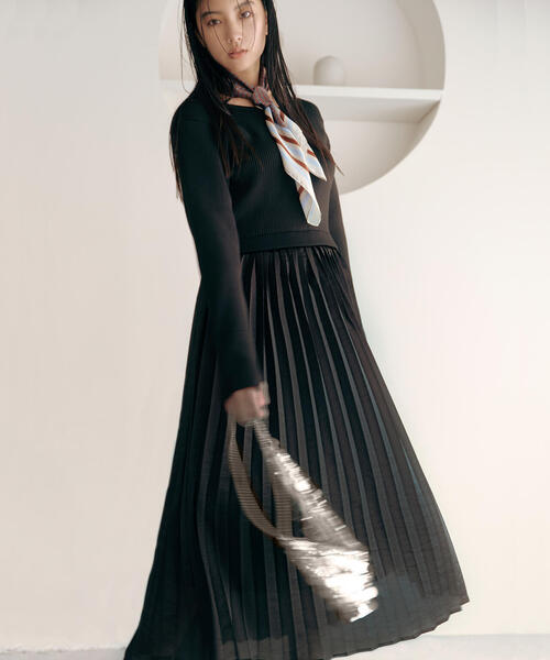 N.（N. Natural Beauty Basic）（エヌエヌナチュラルビューティーベーシック）の「◆スパンコールチェーンバッグ（ショルダーバッグ・レディース・ブラック/シルバー・FREE）」の8枚目の写真