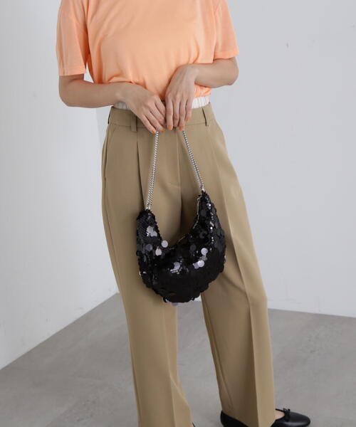 N.（N. Natural Beauty Basic）（エヌエヌナチュラルビューティーベーシック）の「◆スパンコールチェーンバッグ（ショルダーバッグ・レディース・ブラック/シルバー・FREE）」の2枚目の写真