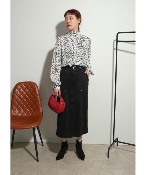 柄ボウタイブラウス Palm Riche│Eimee Law & LHELBIE 公式