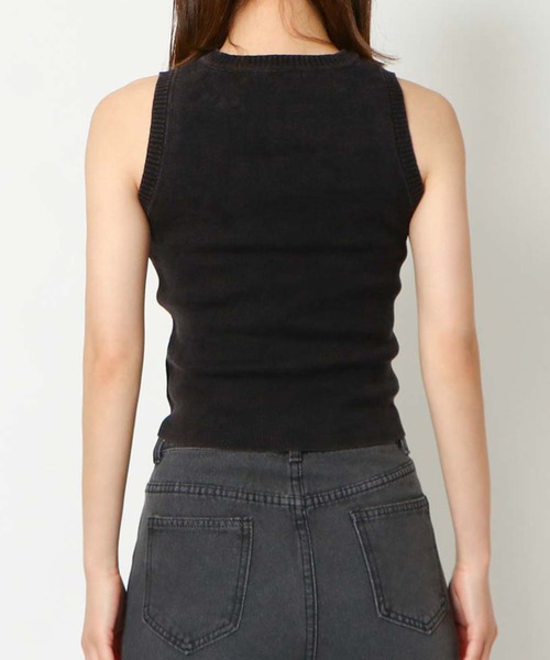 GORGE(ゴージ)の「《ピグメント加工×ヘルシー肌見せ》レディース ノースリーブ ニットタンクトップ 春夏秋(Tシャツ/カットソー・レディース・ブラック/ピンク/ライトベージュ・F)」の11枚目の写真